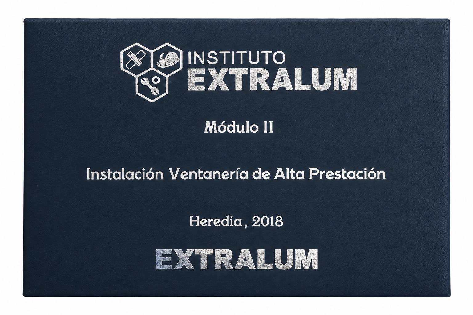 Portada restaurada del Módulo II del Instituto Extralum, 2018