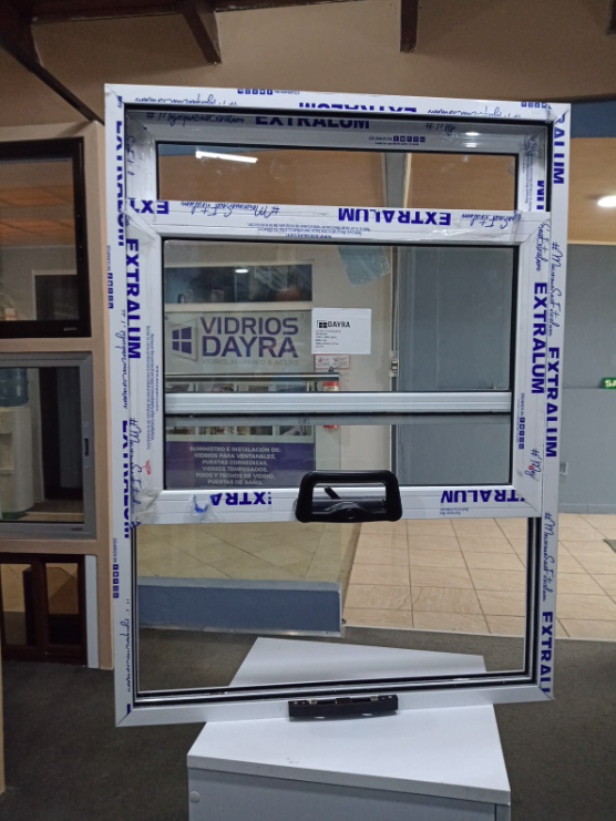 Ventanas guillotina: instalación de Vidrios Dayra, fotografía 3