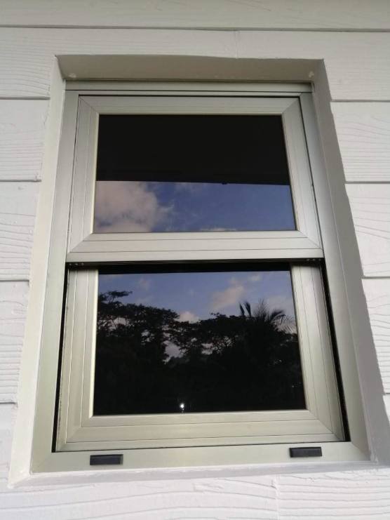 Ventanas guillotina: instalación de Vidrios Dayra, fotografía 8